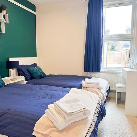 Beautiful 2 Bedroom With Private Garden In Wimbledon - Minutes From Central Londres Extérieur photo