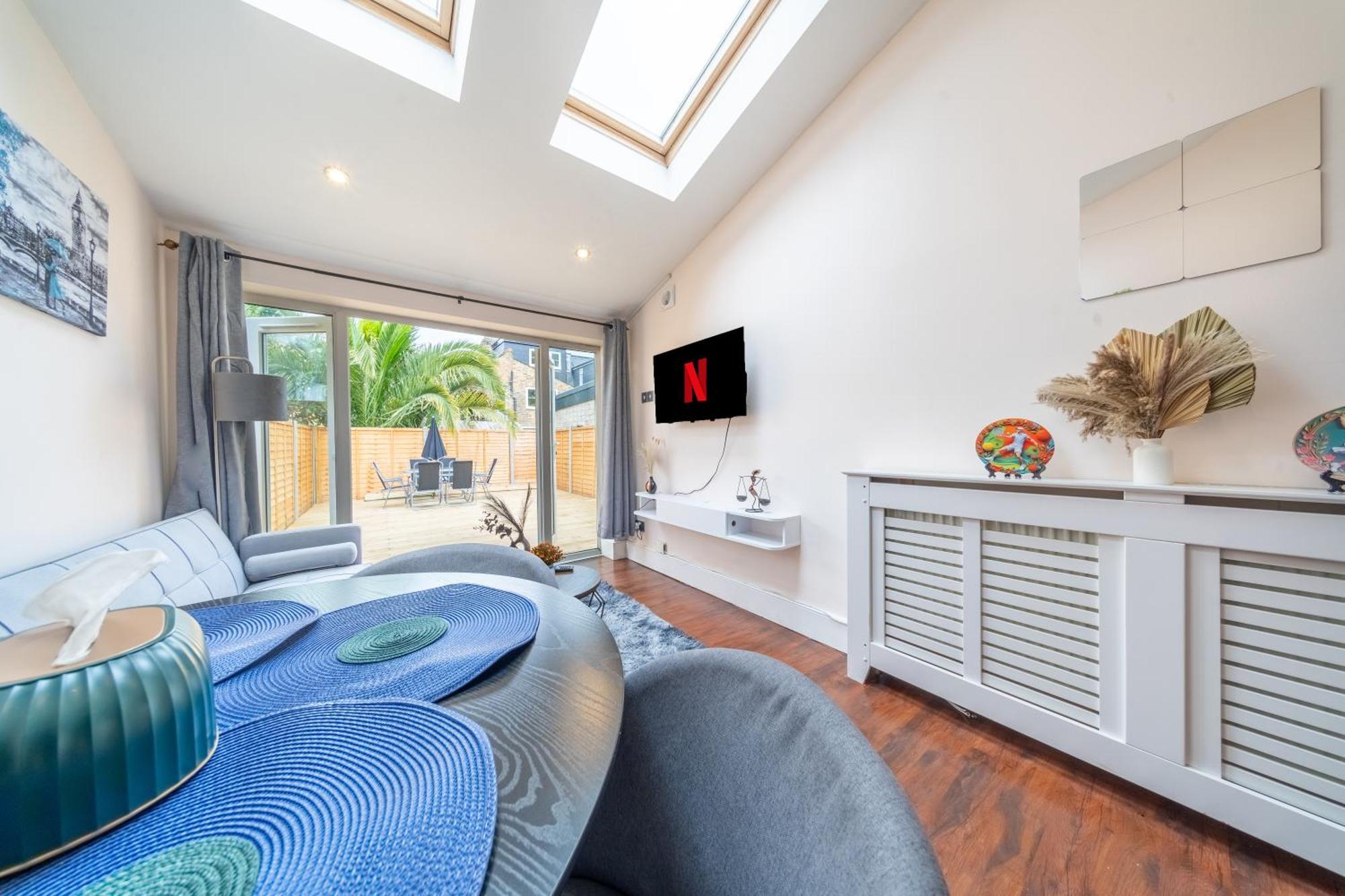Beautiful 2 Bedroom With Private Garden In Wimbledon - Minutes From Central Londres Extérieur photo